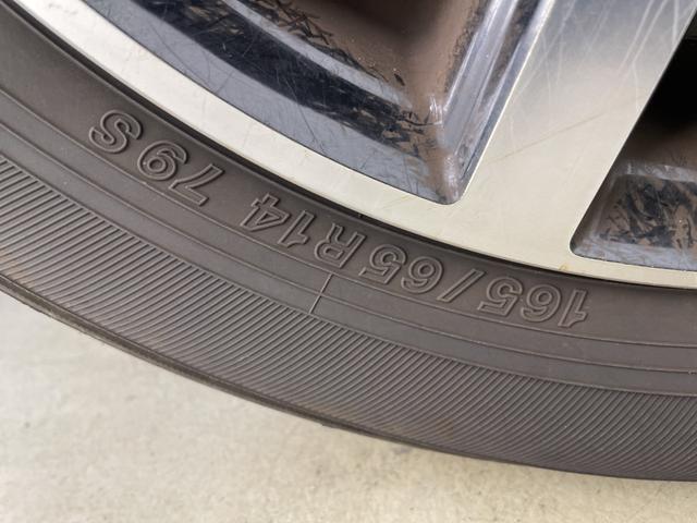 ルーミー カスタムＧ　Ｓ　純正メモリナビ　バックカメラ　ＥＴＣ　両側パワースライドドア　クルーズコントロール　衝突軽減ブレーキ　純正アルミホイール　フロアマット　ＬＥＤヘッドライト　フォグランプ　プッシュスタート　スマートキー（73枚目）