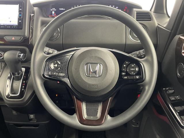 ���ŐV�i�r�i�t���Z�O�E�����Z�O�E�c�u�c�Đ��j�����ē��B�J���b�c�F���A�E�A���p�C���E�C�N���v�X�̃i�r���戵���Ă���o�b�N�J�����i�o�b�N���j�^�[�j��ȃ��j�^�[�i�t���b�v�_�E�����j�^�[�j�̎�t���\�ł��B