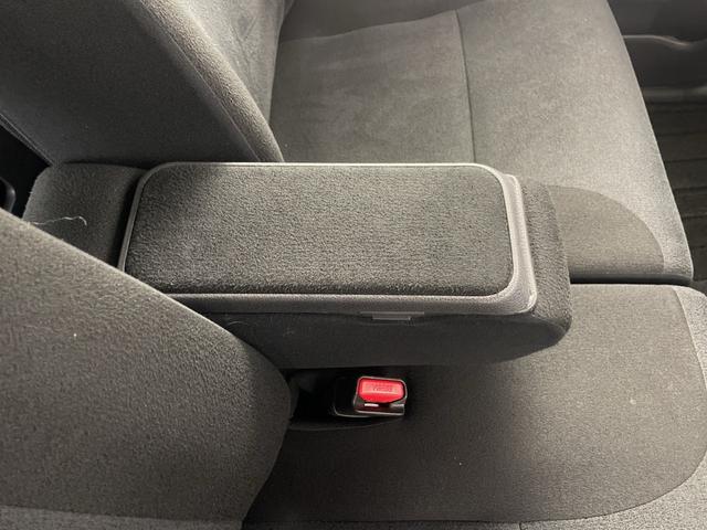 ムーヴキャンバス Ｇブラックインテリアリミテッド　ＳＡＩＩＩ　純正ナビ　全方位カメラ　地デジフルセグ　前方ドライブレコーダー　ＥＴＣ　衝突軽減ブレーキ　オートマチックハイビーム　両側パワースライドドア　アイドリングストップ　純正フロアマット　プッシュスタート（28枚目）