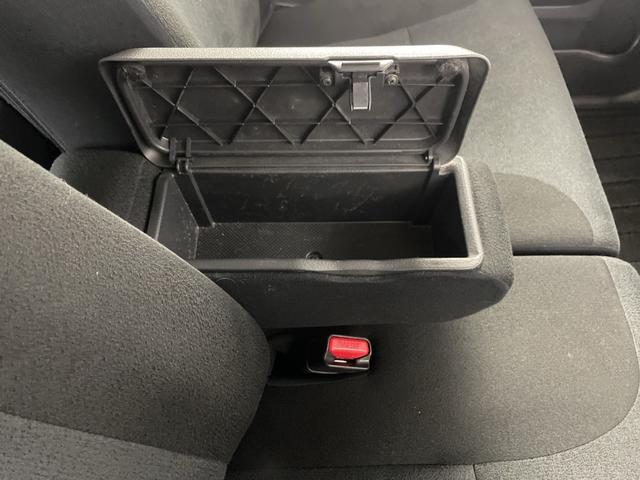 ムーヴキャンバス Ｇブラックインテリアリミテッド　ＳＡＩＩＩ　純正ナビ　全方位カメラ　地デジフルセグ　前方ドライブレコーダー　ＥＴＣ　衝突軽減ブレーキ　オートマチックハイビーム　両側パワースライドドア　アイドリングストップ　純正フロアマット　プッシュスタート（29枚目）