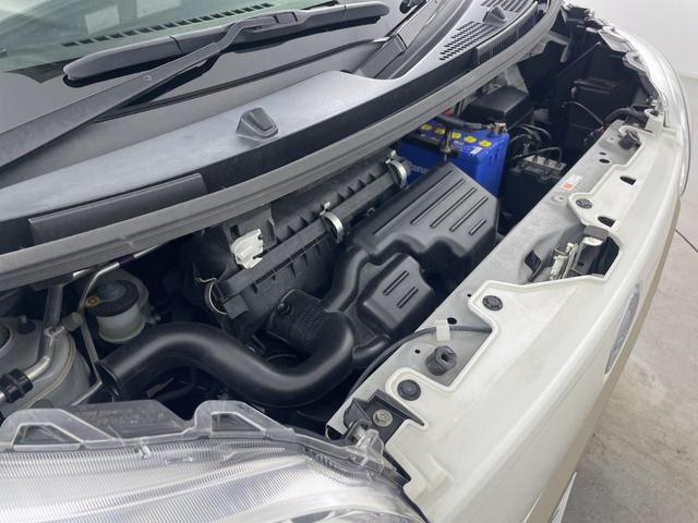 ムーヴキャンバス Ｇブラックインテリアリミテッド　ＳＡＩＩＩ　純正ナビ　全方位カメラ　地デジフルセグ　前方ドライブレコーダー　ＥＴＣ　衝突軽減ブレーキ　オートマチックハイビーム　両側パワースライドドア　アイドリングストップ　純正フロアマット　プッシュスタート（77枚目）