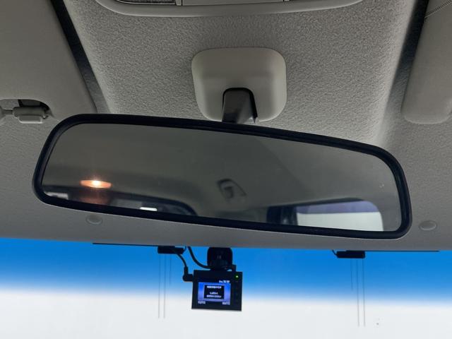 Ｎ－ＢＯＸカスタム Ｇ・ターボパッケージ　社外ナビ　バックカメラ　地デジフルセグ　Ｂｌｕｅｔｏｏｔｈ　前後ドライブレコーダー　両側パワースライドドア　クルーズコントロール　オートライト　純正フロアマット　アルミホイール　ＥＣＯＮ　スマートキー（23枚目）