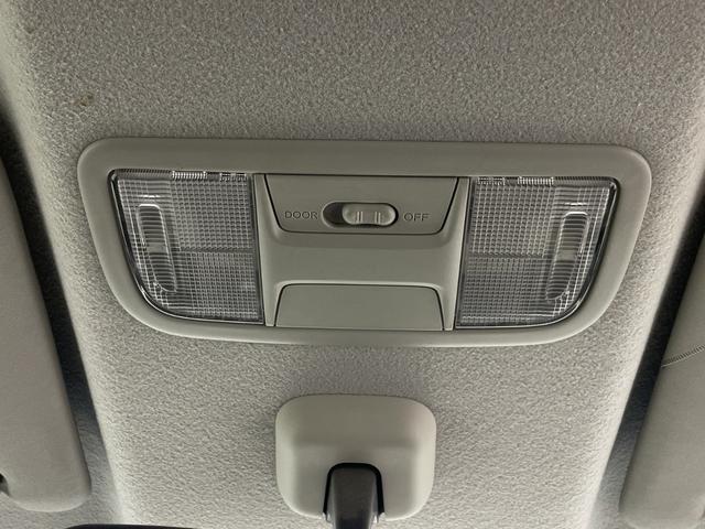 Ｎ－ＢＯＸカスタム Ｇ・ターボパッケージ　社外ナビ　バックカメラ　地デジフルセグ　Ｂｌｕｅｔｏｏｔｈ　前後ドライブレコーダー　両側パワースライドドア　クルーズコントロール　オートライト　純正フロアマット　アルミホイール　ＥＣＯＮ　スマートキー（24枚目）