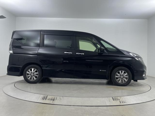 �w�R���t�H�[�g�K�[�h�x�̓t�@�u���b�N�E�R���r�E���U�[�̂R�p�b�P�[�W�����p�ӁB�V�[�g��V����A�t���A�}�b�g�����G�}�ŃR�[�e�B���O���h���E�������ʂ����҂ł��A���N����A���Ԃɂ������߂ł��鏤�i�ł��B