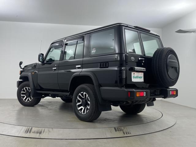 �w�b�h���C�g��p�K���X�R�[�e�B���O�w�w�b�h���C�g�R�[�g�x�̓K���X�햌�ŉ��΂݂Ȃǂ̕\�ʗ򉻂̗\�h�┭�~���ʂŉ���̕t����}��������ʂ����҂ł��܂��B