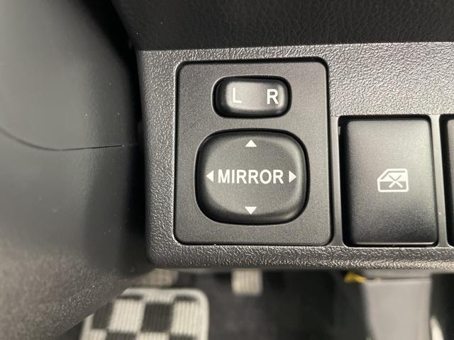 ���ŐV�i�r�i�t���Z�O�E�����Z�O�E�c�u�c�Đ��j�����ē��B�J���b�c�F���A�E�A���p�C���E�C�N���v�X�̃i�r���戵���Ă���o�b�N�J�����i�o�b�N���j�^�[�j��ȃ��j�^�[�i�t���b�v�_�E�����j�^�[�j�̎�t���\�ł��B