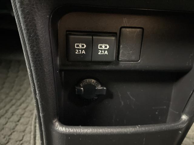 ���ŐV�i�r�i�t���Z�O�E�����Z�O�E�c�u�c�Đ��j�����ē��B�J���b�c�F���A�E�A���p�C���E�C�N���v�X�̃i�r���戵���Ă���o�b�N�J�����i�o�b�N���j�^�[�j��ȃ��j�^�[�i�t���b�v�_�E�����j�^�[�j�̎�t���\�ł��B