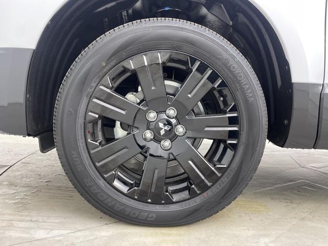 デリカＤ：５ シャモニー　登録済未使用車　社外１１インチナビ　全方位カメラ　ブラインドスポットモニター　アダプティブクルーズコントロール　衝突軽減ブレーキ　シートヒーター　ステアリングヒーター　パワーバックドア　パドルシフト（74枚目）