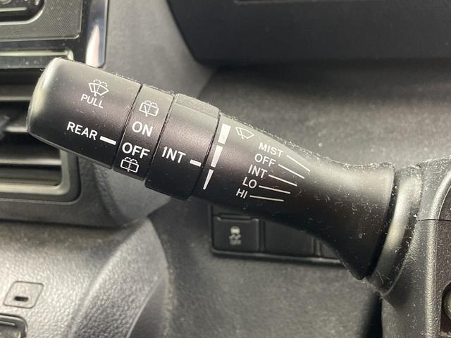 シエンタ Ｘ　純正ＳＤナビ　バックカメラ　地デジワンセグ　オートマチックハイビーム　衝突被害軽減ブレーキ　レーンキープアシスト　パワースライドドア　アイドリングストップ　ステアリングリモコン　純正フロアマット（12枚目）