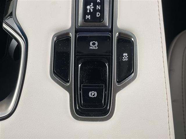 ＬＭ ＬＭ５００ｈ　バージョンＬ　ユニバーサルステップ　左右独立ムーンルーフ　純正フリップダウンモニター　純正ディスプレイオーディオ　パノラミックビューモニター　ＢＳＭ　ＥＴＣ２．０　レクサスセーフティーセンス　パワーバックドア（16枚目）