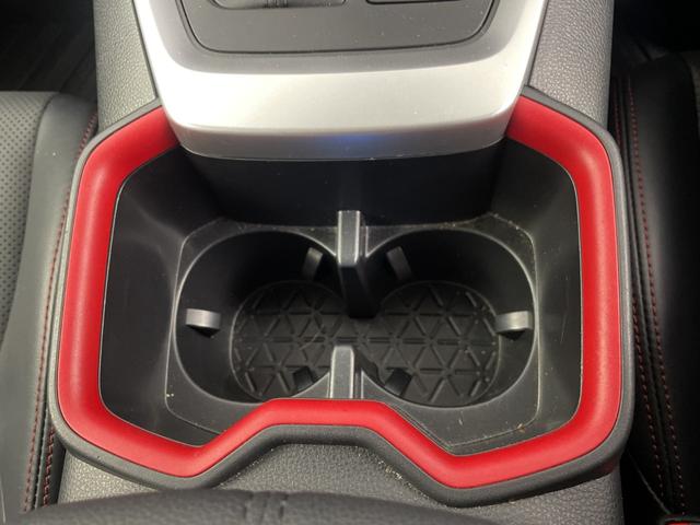 ＲＡＶ４ ハイブリッドアドベンチャー　オフロードパッケージＩＩ　全方位カメラ　純正ディスプレイオーディオ　ドライブレコーダー　ＥＴＣ２．０　ブラインドスポットモニター　アダプティブクルーズコントロール　衝突軽減ブレーキ　ＴＲＤマッドフラップ　パワーバックドア（34枚目）