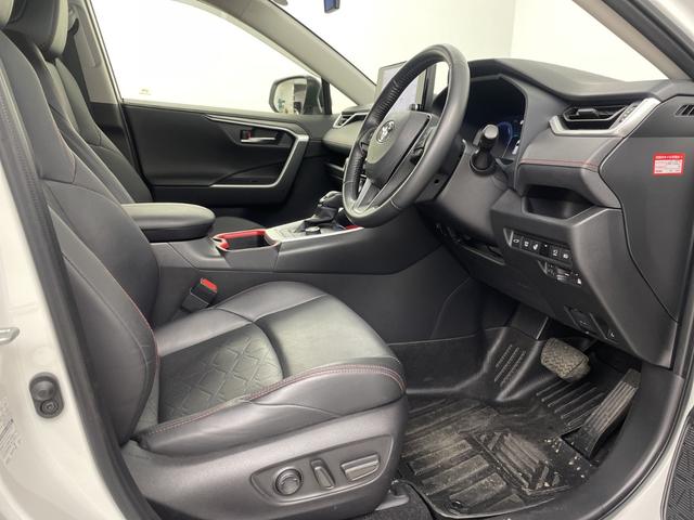 ＲＡＶ４ ハイブリッドアドベンチャー　オフロードパッケージＩＩ　全方位カメラ　純正ディスプレイオーディオ　ドライブレコーダー　ＥＴＣ２．０　ブラインドスポットモニター　アダプティブクルーズコントロール　衝突軽減ブレーキ　ＴＲＤマッドフラップ　パワーバックドア（42枚目）