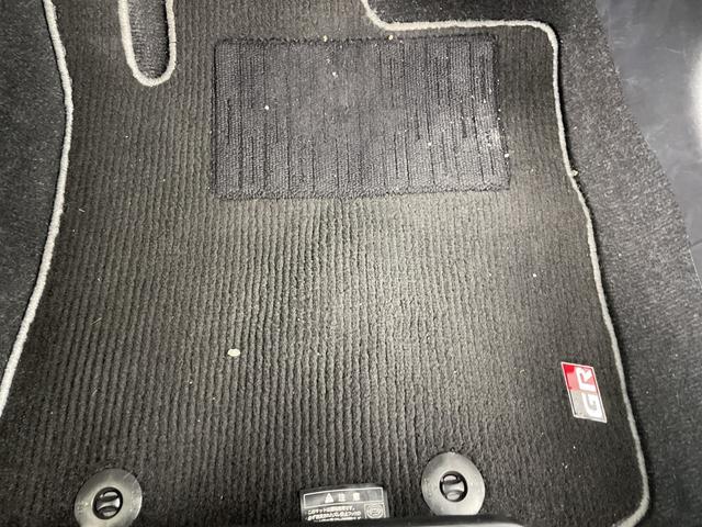 コペン GR スポーツ 純正ナビ バックカメラ ドライブレコーダー ETC シートヒーター BBS製アルミホイール 純正フロアマット アイドリングストップ LEDヘッドライト フォグランプ プッシュスタート スマートキー(32枚目)