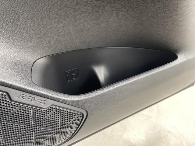 ＲＡＶ４ アドベンチャー　オフロードパッケージ　寒冷地仕様　純正９インチディスプレイオーディオ　全方位カメラ　ＥＴＣ２．０　ブラインドスポットモニター　アダプティブクルーズコントロール　ステアリングヒーター　シートヒーター　ベンチレーション（32枚目）