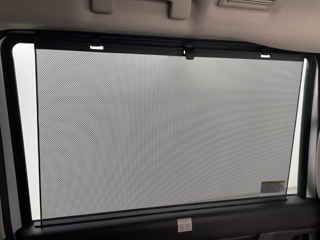 セレナ ｅ－パワー　ハイウェイスターＶ　登録済未使用車　純正フリップダウンモニター　純正ディスプレイオーディオ　全方位カメラ　ブラインドスポットモニター　プロパイロット　ＥＴＣ２．０　デジタルインナーミラー　両側パワースライドドア　衝突軽減（32枚目）