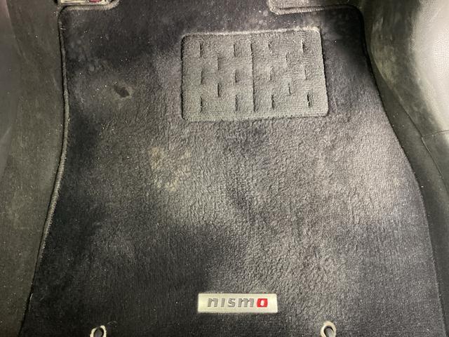 ジューク ニスモ 純正ナビ(FM/AM/CD/DVD/Bluetooth/TV) 全方位カメラ 前後ドライブレコーダー ビルトインETC センターデフロック 純正フロアマット 純正アルミホイール プッシュスタート(30枚目)