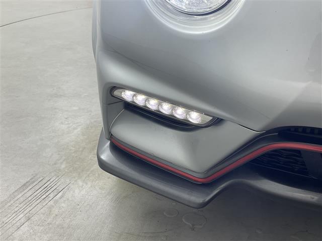 ジューク ニスモ 純正ナビ(FM/AM/CD/DVD/Bluetooth/TV) 全方位カメラ 前後ドライブレコーダー ビルトインETC センターデフロック 純正フロアマット 純正アルミホイール プッシュスタート(31枚目)