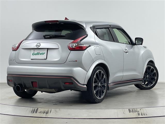 ジューク ニスモ 純正ナビ(FM/AM/CD/DVD/Bluetooth/TV) 全方位カメラ 前後ドライブレコーダー ビルトインETC センターデフロック 純正フロアマット 純正アルミホイール プッシュスタート(38枚目)