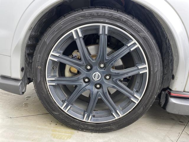 ジューク ニスモ 純正ナビ(FM/AM/CD/DVD/Bluetooth/TV) 全方位カメラ 前後ドライブレコーダー ビルトインETC センターデフロック 純正フロアマット 純正アルミホイール プッシュスタート(69枚目)