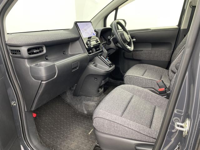 シエンタ ハイブリッドＺ　純正ディスプレイオーディオ　全方位カメラ　ブラインドスポットモニター　ＥＴＣ２．０　アダプティブクルーズコントロール　オートマチックハイビーム　衝突軽減ブレーキ　両側電動　ドライブモードセレクト（39枚目）