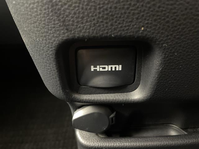 ノア Ｓ－Ｚ　純正ディスプレイオーディオ　バックカメラ　ドライブレコーダー　ＥＴＣ２．０　ＨＤＭＩ　ＣＤ／ＤＶＤキット　電動リアゲート　アダプティブクルーズコントロール　衝突軽減ブレーキ　シートヒーター　オットマン（6枚目）