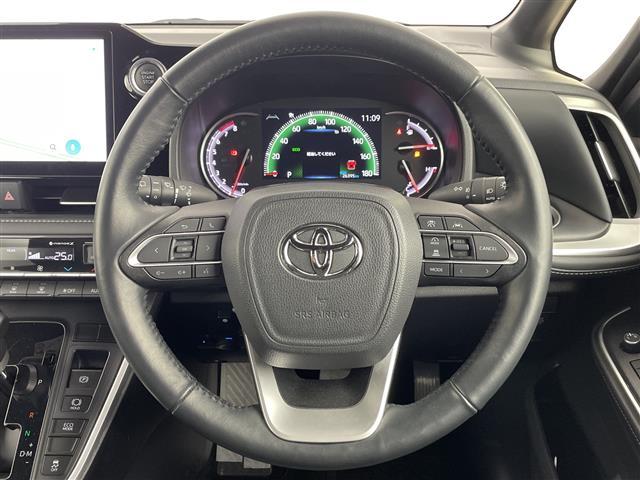 ノア Ｓ－Ｚ　純正ディスプレイオーディオ　バックカメラ　ドライブレコーダー　ＥＴＣ２．０　ＨＤＭＩ　ＣＤ／ＤＶＤキット　電動リアゲート　アダプティブクルーズコントロール　衝突軽減ブレーキ　シートヒーター　オットマン（7枚目）