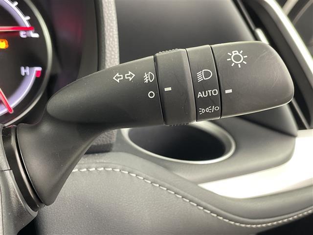 ノア Ｓ－Ｚ　純正ディスプレイオーディオ　バックカメラ　ドライブレコーダー　ＥＴＣ２．０　ＨＤＭＩ　ＣＤ／ＤＶＤキット　電動リアゲート　アダプティブクルーズコントロール　衝突軽減ブレーキ　シートヒーター　オットマン（11枚目）