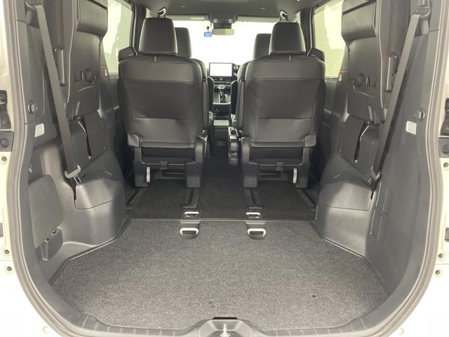 ノア Ｓ－Ｚ　純正ディスプレイオーディオ　バックカメラ　ドライブレコーダー　ＥＴＣ２．０　ＨＤＭＩ　ＣＤ／ＤＶＤキット　電動リアゲート　アダプティブクルーズコントロール　衝突軽減ブレーキ　シートヒーター　オットマン（54枚目）