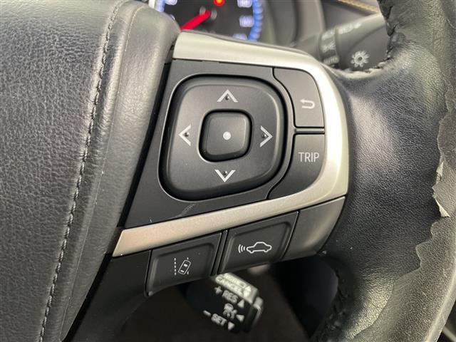 ハリアー プレミアム　アドバンスドパッケージ　サンルーフ　ＪＢＬサウンド　全方位カメラ　純正ナビ　ＥＴＣ２．０　電動リアゲート　前席シートヒーター　前席パワーシート　レーンキープアシスト　クルーズコントロール　衝突軽減ブレーキ　ＬＥＤ　フォグ（10枚目）