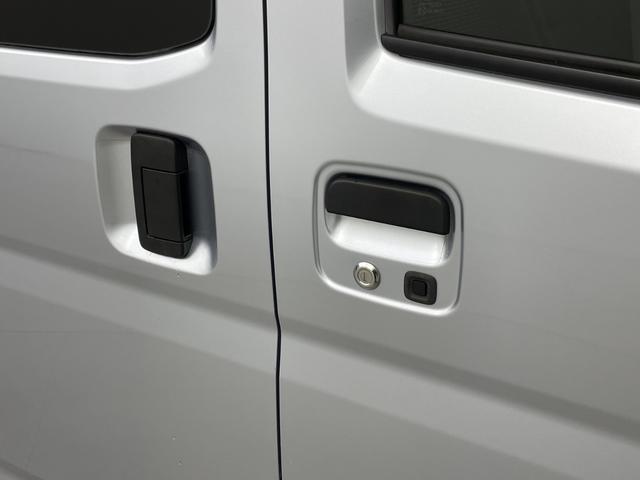 �����N���}�̃����e�i���X��ӂ�Ɨl�X�Ȉ��e�����N�����Ă��܂��܂��B�̏Ⴞ���ł͂Ȃ����i�̔R����Ȃǂ�h���ׂɃK���o�[�ł̓����e�i���X�p�b�N�i�L���j�����p�ӂ����Ă��������Ă���܂��B