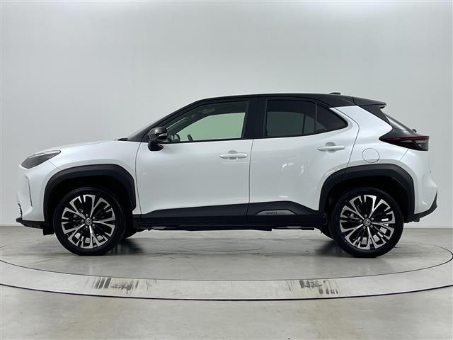 ヤリスクロス ハイブリッドＺ　純正ディスプレイオーディオ　全方位カメラ　ブラインドスポットモニター　ビルトインＥＴＣ　ドライブレコーダー　パワーシート　シートヒーター　ステアリングヒーター　ＨＤＭＩ　レーダークルーズコントロール（36枚目）