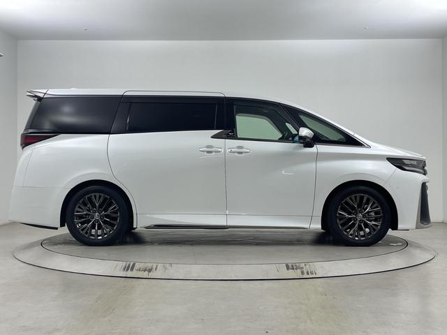 �����ŉJ�̓������E���N���A�ɂ��Ă����w�t�����g�E�C���h�E�����R�[�g�x�B�������ʂ��L�[�v���N���A�Ȏ��E�ň��S���T�|�[�g���Ă���܂��B