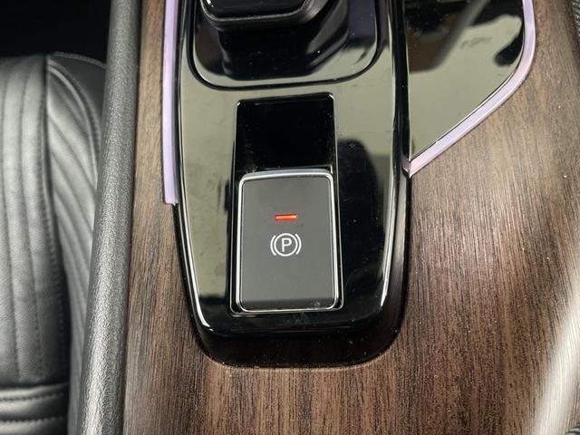オーラ Ｇ　レザーエディション　ＢＯＳＥサウンド　純正ナビ　地デジフルセグ　全方位カメラ　ドライブレコーダー　ＥＴＣ２．０　プロパイロット　衝突軽減ブレーキ　ブラインドスポットモニター　デジタルインナーミラー　オートブレーキホールド（15枚目）