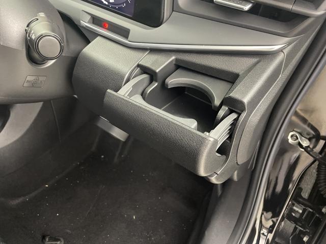 オーラ Ｇ　レザーエディション　ＢＯＳＥサウンド　純正ナビ　地デジフルセグ　全方位カメラ　ドライブレコーダー　ＥＴＣ２．０　プロパイロット　衝突軽減ブレーキ　ブラインドスポットモニター　デジタルインナーミラー　オートブレーキホールド（29枚目）