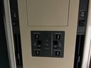 エグゼクティブラウンジ　左右独立ムーンルーフ　ＪＢＬサウンド　後席モニター　純正ナビ機能付きディスプレイオーディオ　全方位カメラ　ＢＳＭ　パワーバックドア　デジタルインナーミラー　シートヒーター　エアシート　自動駐車システム（39枚目）