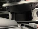 ハイブリッドＳ－Ｚ　ユニバーサルステップ　純正１４型フリップダウンモニター　純正ディスプレイオーディオ　バックカメラ　ドライブレコーダー　ＥＴＣ２．０　アダプティブクルーズコントロール　ＡＣ１００Ｖ　ＣＤ／ＤＶＤキット（36枚目）