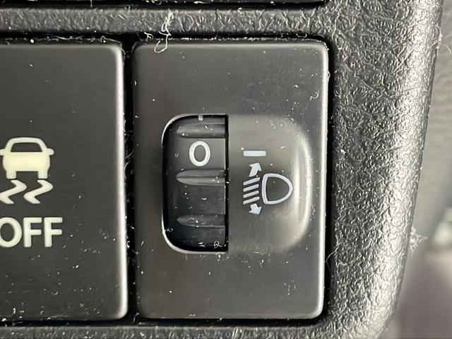 アルト Ｓ　純正７インチナビ（Ｐａｎａｓｏｎｉｃ）　ＦＭ／ＡＭ／ＣＤ／Ｂｌｕｅｔｏｏｔｈ／ワンセグＴＶ　　レーダーブレーキサポート　運転席シートヒーター　ＥＴＣ　アイドリングストップ（34枚目）