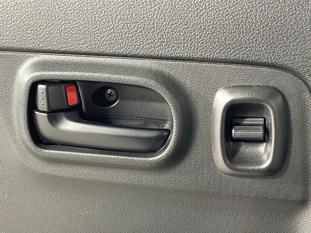 アルト Ｓ　純正７インチナビ（Ｐａｎａｓｏｎｉｃ）　ＦＭ／ＡＭ／ＣＤ／Ｂｌｕｅｔｏｏｔｈ／ワンセグＴＶ　　レーダーブレーキサポート　運転席シートヒーター　ＥＴＣ　アイドリングストップ（35枚目）