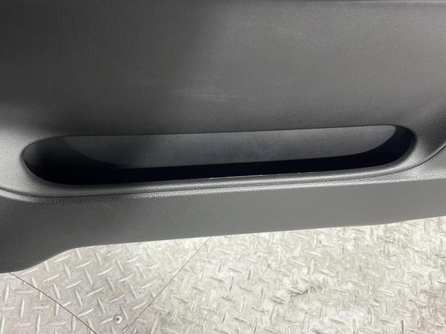 アルト Ｓ　純正７インチナビ（Ｐａｎａｓｏｎｉｃ）　ＦＭ／ＡＭ／ＣＤ／Ｂｌｕｅｔｏｏｔｈ／ワンセグＴＶ　　レーダーブレーキサポート　運転席シートヒーター　ＥＴＣ　アイドリングストップ（37枚目）