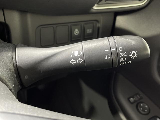 セレナ e-パワー ハイウェイスターV 純正9型ナビ 両側電動 セーフティパックB プロパイロット 車線逸脱防止支援システム インテリジェントアラウンドビュー インテリジェントルームミラー インテリジェントエマージェンシーブレーキ LDW(41枚目)