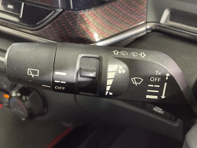 オーラ ニスモ 純正9型ナビ プロパイロット 全方位 インテリジェントルームミラー ハンドル支援 シートヒーター ワイヤレス充電 電動サイドブレーキ オートホールド BSM クリアランスソナー 純正フロアマット(9枚目)