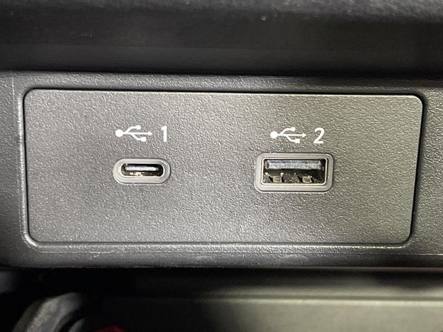 オーラ ニスモ 純正9型ナビ プロパイロット 全方位 インテリジェントルームミラー ハンドル支援 シートヒーター ワイヤレス充電 電動サイドブレーキ オートホールド BSM クリアランスソナー 純正フロアマット(25枚目)