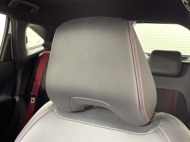 オーラ ニスモ 純正9型ナビ プロパイロット 全方位 インテリジェントルームミラー ハンドル支援 シートヒーター ワイヤレス充電 電動サイドブレーキ オートホールド BSM クリアランスソナー 純正フロアマット(36枚目)