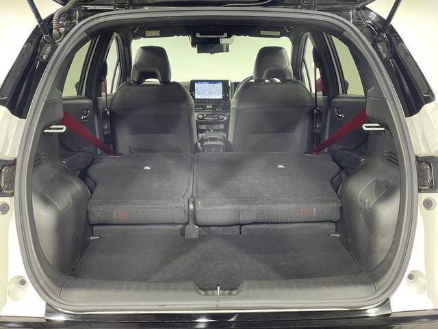 オーラ ニスモ 純正9型ナビ プロパイロット 全方位 インテリジェントルームミラー ハンドル支援 シートヒーター ワイヤレス充電 電動サイドブレーキ オートホールド BSM クリアランスソナー 純正フロアマット(47枚目)