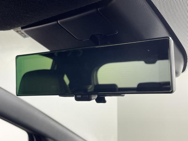 オーラ ニスモ 純正9型ナビ プロパイロット 全方位 インテリジェントルームミラー ハンドル支援 シートヒーター ワイヤレス充電 電動サイドブレーキ オートホールド BSM クリアランスソナー 純正フロアマット(54枚目)