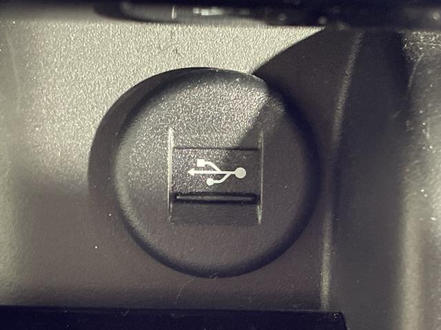 スペーシアカスタム ハイブリッドXSターボ 純正ナビ 全方位カメラ スズキセーフティサポート 衝突軽減ブレーキ レーンキープ クルコン HUD LED 革巻ステアリング パドルシフト ステアリングヒーター  シートヒーター USB電源ソケット(26枚目)