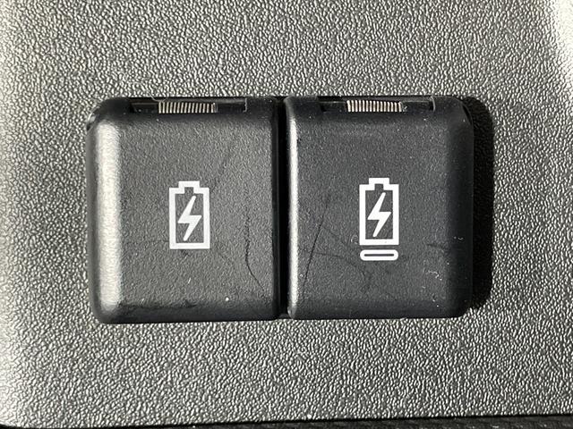 スペーシアカスタム ハイブリッドXSターボ 純正ナビ 全方位カメラ スズキセーフティサポート 衝突軽減ブレーキ レーンキープ クルコン HUD LED 革巻ステアリング パドルシフト ステアリングヒーター  シートヒーター USB電源ソケット(28枚目)