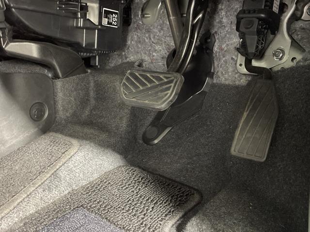 スペーシアカスタム ハイブリッドXSターボ 純正ナビ 全方位カメラ スズキセーフティサポート 衝突軽減ブレーキ レーンキープ クルコン HUD LED 革巻ステアリング パドルシフト ステアリングヒーター  シートヒーター USB電源ソケット(33枚目)