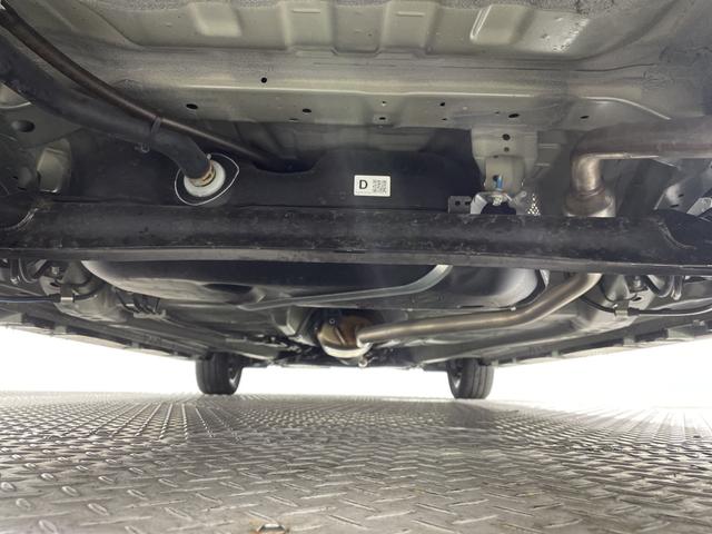 スペーシアカスタム ハイブリッドXSターボ 純正ナビ 全方位カメラ スズキセーフティサポート 衝突軽減ブレーキ レーンキープ クルコン HUD LED 革巻ステアリング パドルシフト ステアリングヒーター  シートヒーター USB電源ソケット(78枚目)