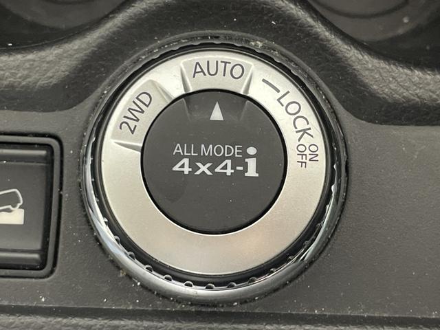 エクストレイル ２０Ｘｔｔ　エマージェンシーブレーキパッケージ　純正ナビ　アラウンドビューＭ　ＡＥＢ　ＬＤＷ　クルコン　ＩＰＡ　ＰＢＤ　ＬＥＤ　革巻ステアリング　前席シートヒーター　インテリキー　プッシュスタート　前後ソナー　ルーフレール　ＥＴＣ　アイドリングＳ（15枚目）